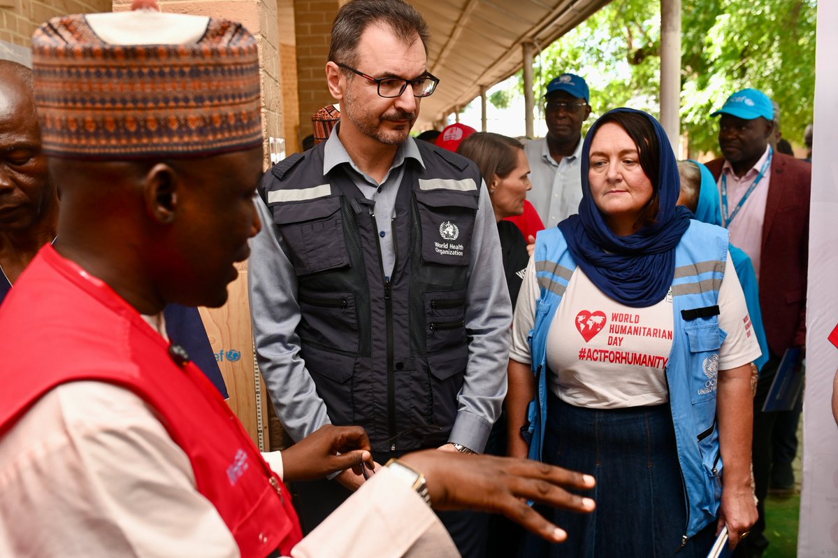 UNICEF_Nigeria's tweet photo. Today in Maiduguri, @DrRownakKhan joins @MohamedFall and other heads of agencies to honour departed humanitarian colleagues.
This #WorldHumanitarianDay, we acknowledge their resolve to #ActForHumanity.
Your legacy of sacrifice for children affected by conflict lives on! https://t.co/K1whQl1sOv