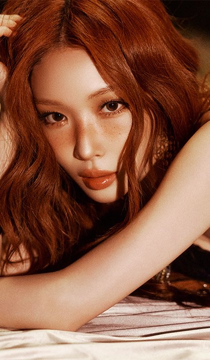 yoonknees's tweet photo. after long deliberation my choice has fallen on #2 she’s just so pretty and i think it would fit mexico’s vibe well https://t.co/4V6gQNOHSf
