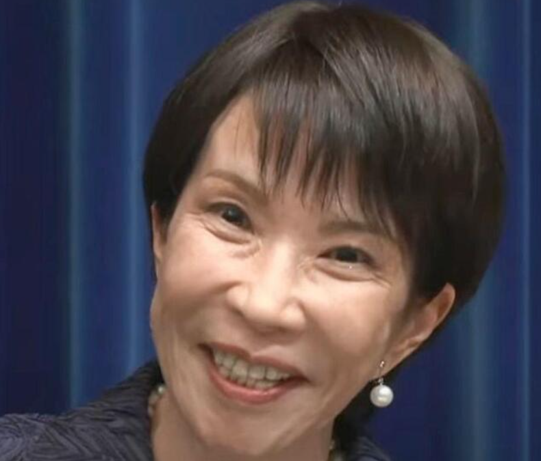 kWUZVpYwWhlRFlF's tweet photo. 高市内閣のお小遣いは毎月1億円だそう。何に使っているのか不明、領収書も必要なし。納税者にとっては無駄遣い、自民党にとっては有益。裏金と同様、政治とカネの問題は未解決。秘密結社かよ����
「第1月曜は機密費の日」
「毎月1億円のペース」
「発足から6月までに8.5億円」https://t.co/JY7IzRRD1X https://t.co/JB6lT9TF9n