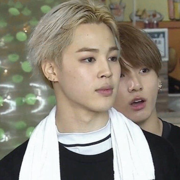 CxVanya's tweet photo. let’s talk about this jimin we don’t talk enough about this jimin https://t.co/YCJhK7UKxf