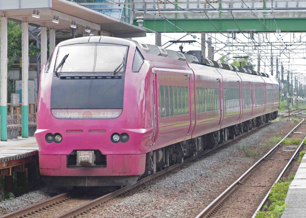 215e231e233's tweet photo. 8月16日　白新線　早通駅で撮影
E653系1000番台　はまなす色　いなほ8号　新潟行き　後追いも
E653系1100番台　いなほ84号　新潟行き　後追いも
#E653系 https://t.co/40cgPRmeAl