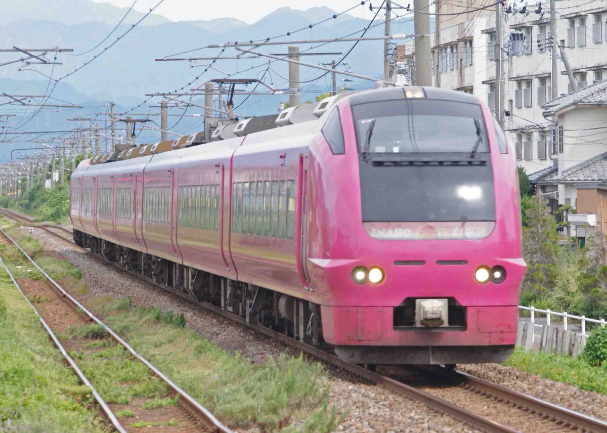 215e231e233's tweet photo. 8月16日　白新線　早通駅で撮影
E653系1000番台　はまなす色　いなほ8号　新潟行き　後追いも
E653系1100番台　いなほ84号　新潟行き　後追いも
#E653系 https://t.co/40cgPRmeAl