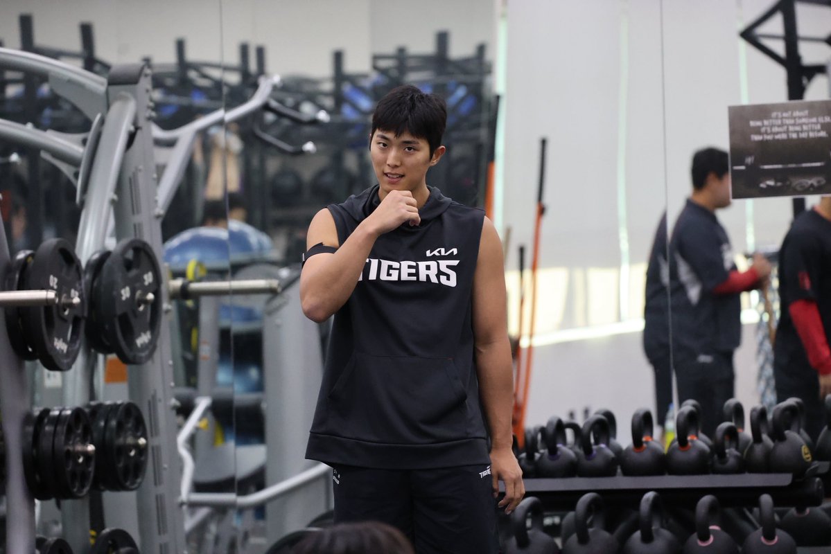 Kiatigers's tweet photo. 💪 https://t.co/lvwo0SqUTB