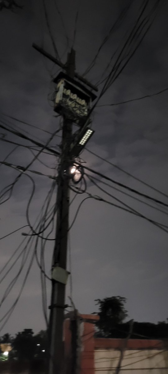 KshitijSingh22's tweet photo. Dear @bmcbbsr @safabhubaneswar @ChanchalRanaIAS 
4 street light not Working since last 7 days already Complaints registered ,No one not attented yet https://t.co/rBB0AVpYxV