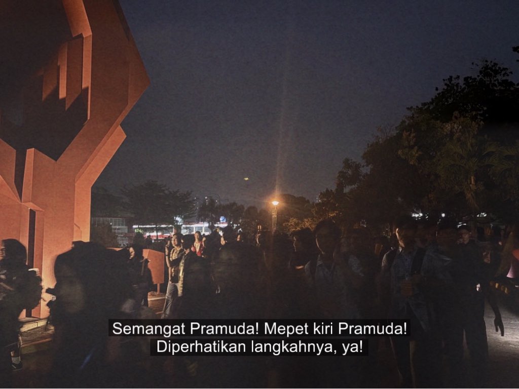 prabunpad's tweet photo. [IF PRABU WAS A MOVIE, WHAT IS YOUR BEST PART?]

Tak terasa, perjalanan Prabu 2026 telah usai. 🥹

Kalau Prabu 2026 dijadikan film, scene terbaik kalian akan seperti apa, Pramuda? 👀

Yuk, drop foto paling memorable selama Prabu dan kasih subtitle ala film versi kalian! ✨🎞️ https://t.co/gc0KnFtgBx