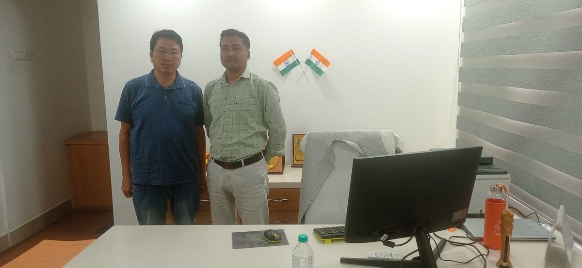 ItanagarStpi's tweet photo. Prof. Marpe Sora, Dean, Faculty of Engineering &amp; Technology, Rajiv Gandhi University (#RGU), visited @STPIIndia Itanagar today and held discussions with the OIC, STPI Itanagar on potential collaboration to foster innovation, research &amp; entrepreneurship in the region.
#STPIINDIA https://t.co/E1ZVO9Ri7D