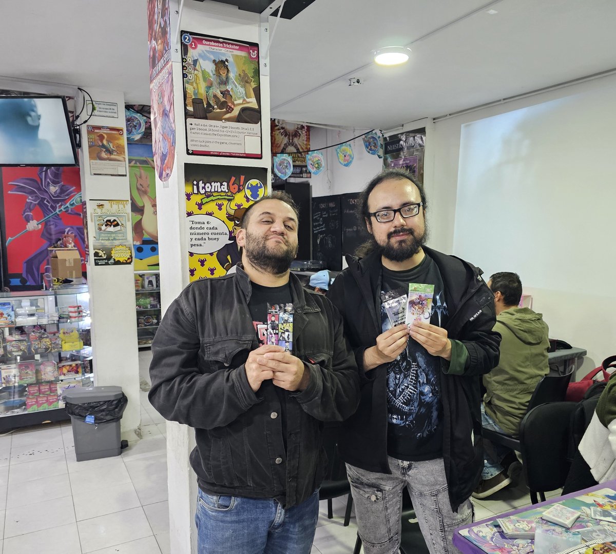 CheatHole_TCG's tweet photo. Cheat Hole!, Colombia 15/08/2026
(Locals/ショップ大会) Weiss Schwarz Tournament

1st: Symphogear - Luis Reyes
2nd: Madoka - Gilbert
3rd: Kaiju № 8 - Duvan
 
#ws2tcg #ヴァイスシュヴァルツ #WeissSchwarz https://t.co/nGFxzvNOVr