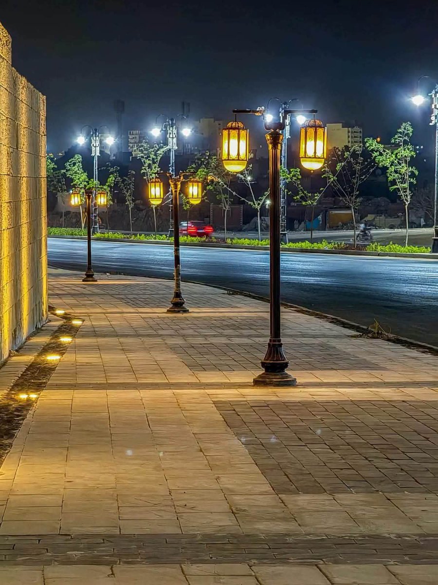 Heshamhussein00's tweet photo. جمال أرض الحضارة 

 ميدان السيدة عائشة وسور مجري العيون بعد انطلاقة التطوير  🇪🇬❤️

#هشام_حسين
#وكيل_سياحة_النواب https://t.co/6dkctM1sve