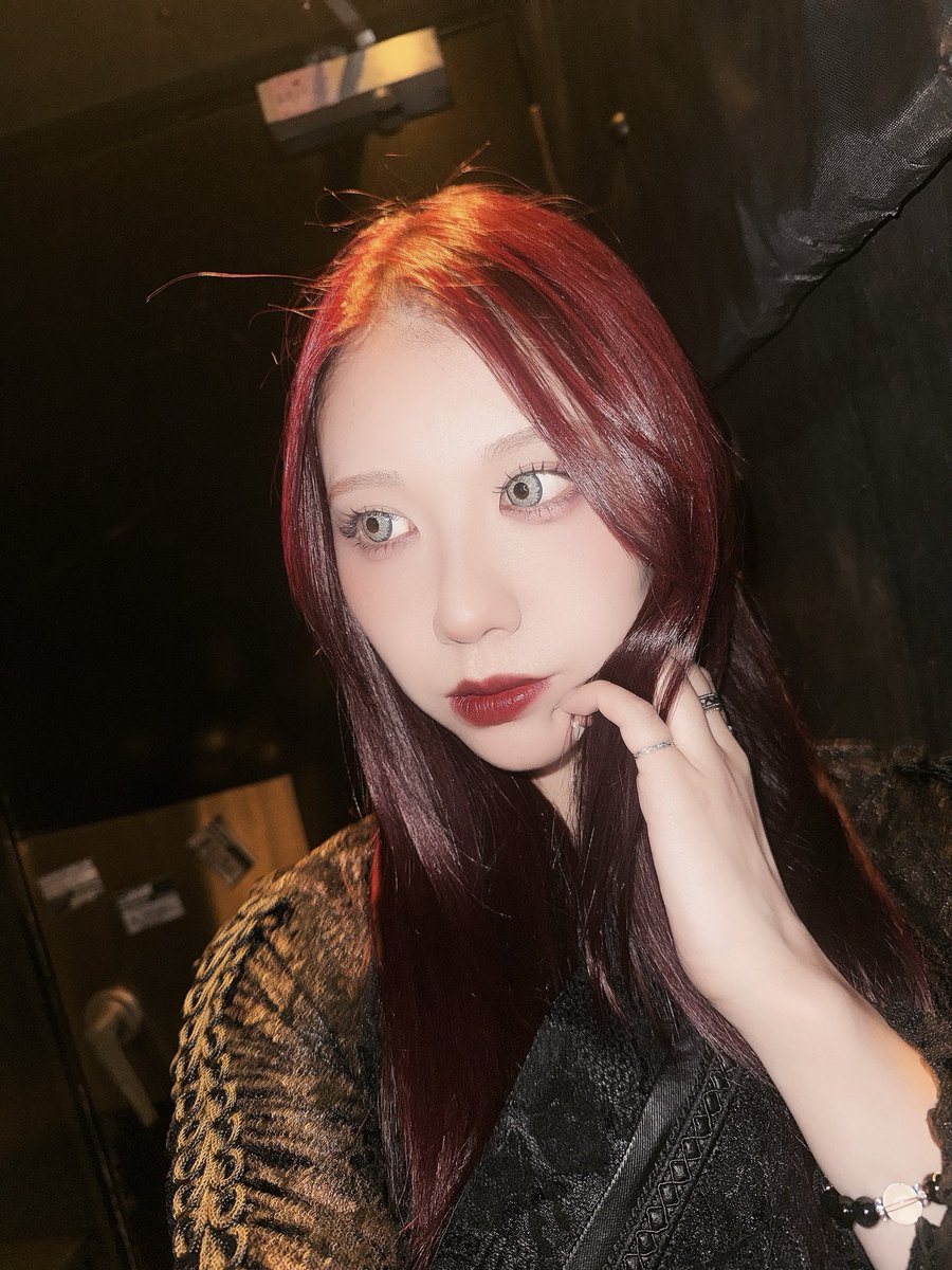 maika_1020's tweet photo. 黒ケミツアーこれにて完。
豊橋ありがとうございました

引き続きサブスクでもCDでも
楽しんでね

またお会いしましょう🙂‍↕️⟡.· https://t.co/xrNlLE4SOG