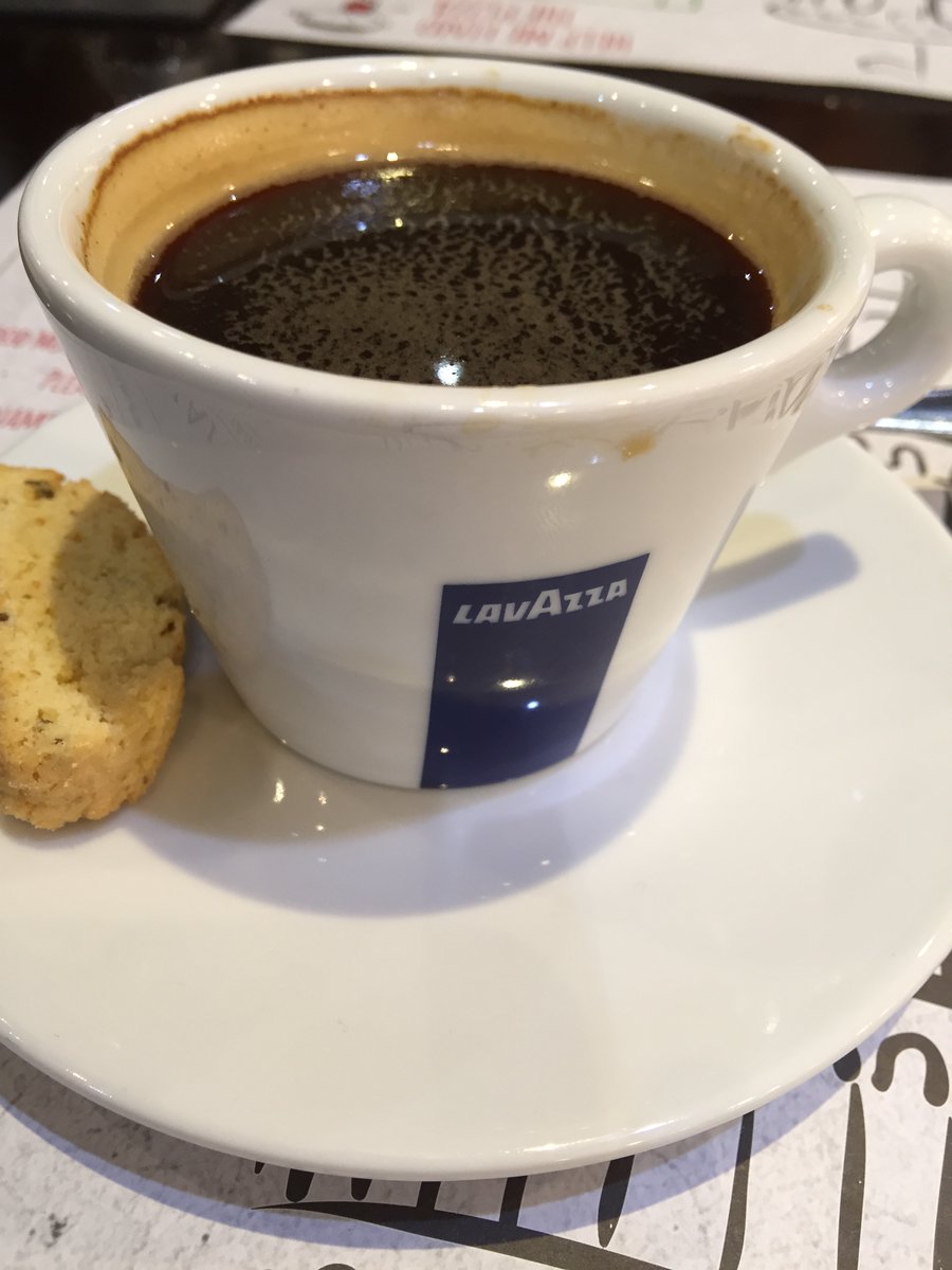Vagfloame's tweet photo. Feliz Miercoles bendecido ☕️🙏🥰
#cafe #coffee #lavazza #GOODMORNİNG #BuenosDíasATodos #followers #blessed https://t.co/gKUkzns9nY