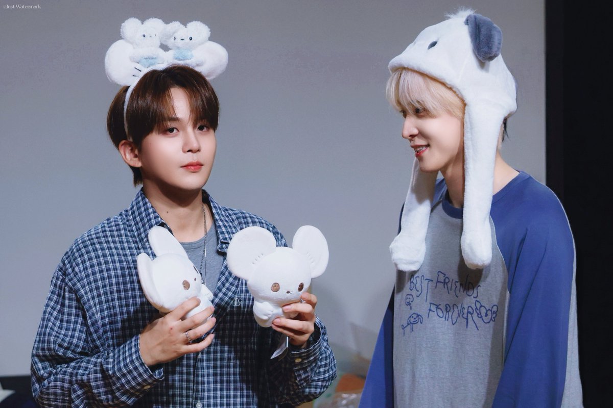 Just_ateez1024's tweet photo. 260723

(ᐢ⩌⌯⩌ᐢ)𓈒𓏸︎︎︎︎ 𓈒𓂂𓏸 (ᐡ• ·̫ •ᐡ)

#에이티즈 #ATEEZ #윤호 #종호 #투호 https://t.co/rzzFOnqypd