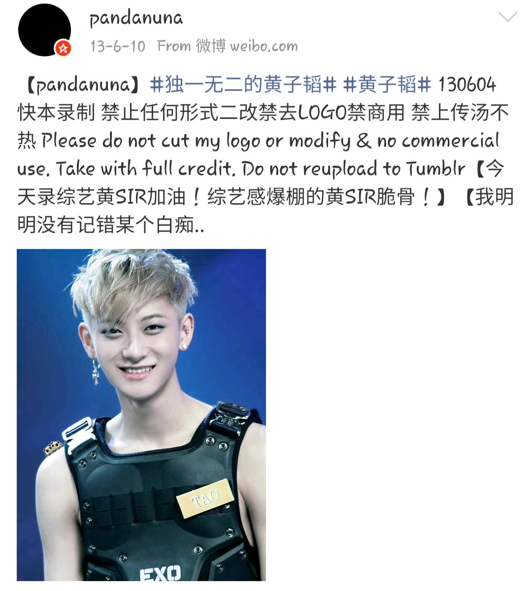 BaiduZTAOBar's tweet photo. 260819 #ZTAO talking to the fansite admin pandanuna who asked him to sign the photo she has taken 13 years ago at the YKYB Pop-up store event.
#HuangZitao #黄子韬 #타오 #タオ
@hztttaoswag https://t.co/kbLB2YDvcq