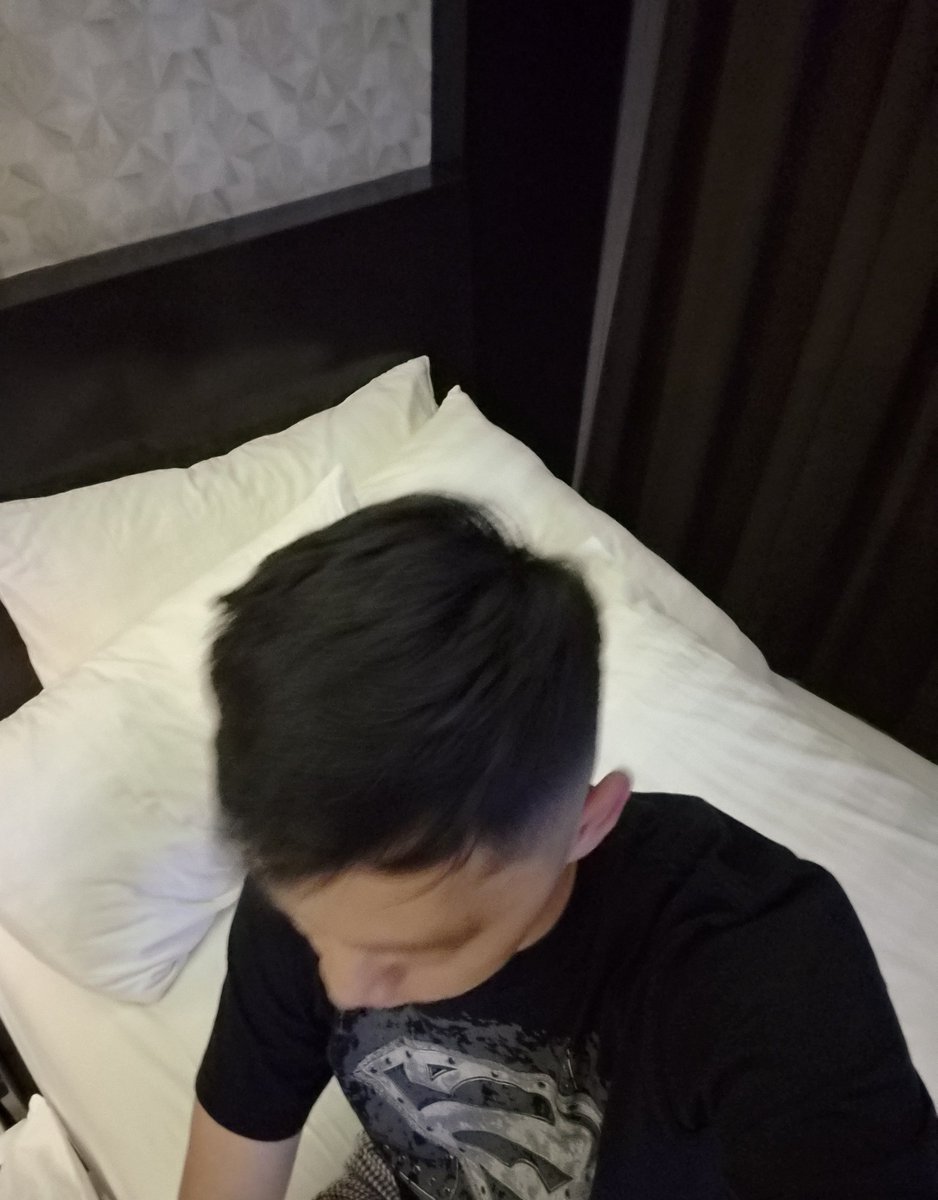 Max_ch214's tweet photo. penimbun bantal https://t.co/Rfk3hTAj8I