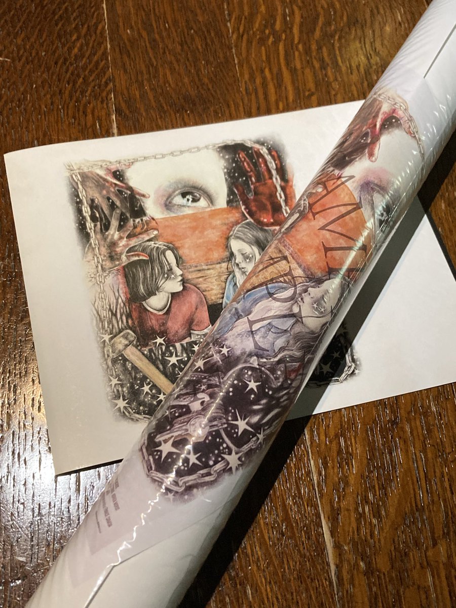barajuzidan's tweet photo. 『マーターズ』4Kデジタルリマスター上映、見てきました。即席出口入口さん @sokuseki____ がイラストを描いているリーフレット&amp;ポスターも無事入手！

久しぶりに見たら、残酷表情よりも物語の展開の妙や心理描写に感じ入ってとても良い鑑賞体験になりました👁️ https://t.co/Ky5wyMmY71