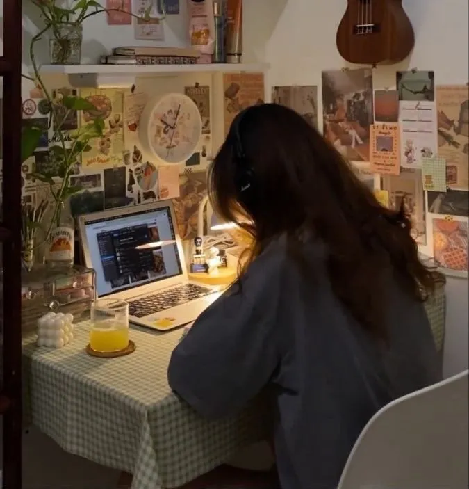 ndaya_de's tweet photo. Tired of clutter Sort old items this weekend—donate usable stuff, toss broken bits, free up space and clear your mind. https://t.co/4FLGdH6Eak