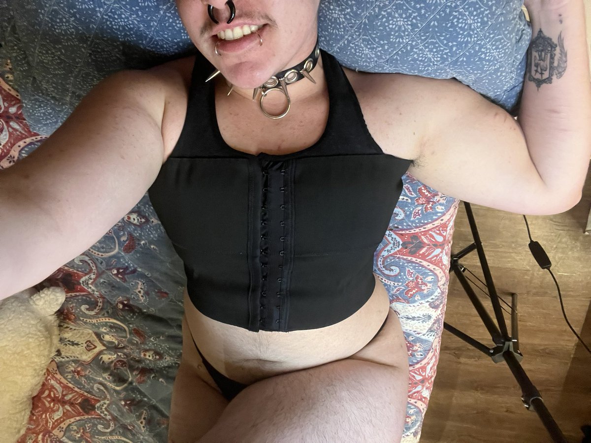 erostvrr's tweet photo. intro pro #nsfwtwt :p

—————— ⊹♡⊹ ——————
♡ eros
♡ 20y
♡ ele/dele (homem trans)
♡ switch versátil
♡ link na bio e nos comentários!!
—————— ⊹♡⊹ —————— https://t.co/QSF8vPAwJg