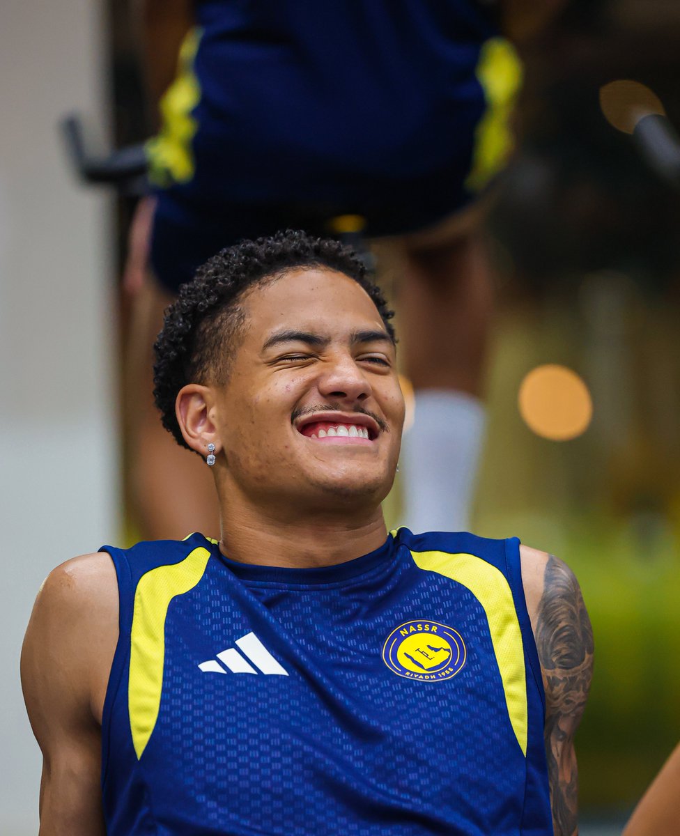 AlNassrFC's tweet photo. استعدادٌ لخطوتنا القادمة .. مساء الجمعـة في الملـز ⏳ https://t.co/9FpNvngfIV