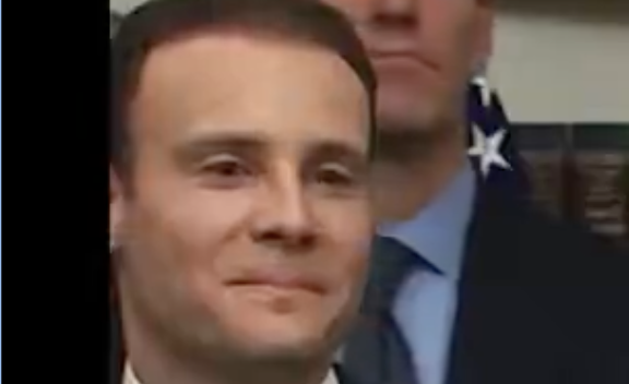 0xLoris's tweet photo. mfw the bags are loaded

BIGLY https://t.co/9RSq1PzXiR