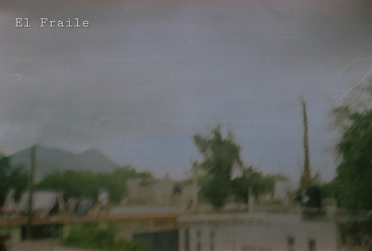 Fobos_9's tweet photo. El Fraile 

#analogphotography #photography #35mmfilm #landscape #urbanism https://t.co/7UgVp9mXrN