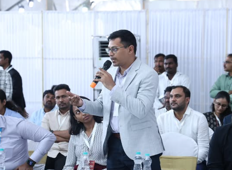 ArkaAerospace's tweet photo. Great to be part of the AP Drone Industry CEO's Round Table in Drone City, Orvakal  where we showcased our U.K.I.D.™ - Anti-Drone System, 100% Made in India. 

Powering India's counter-drone capabilities. 

@RamMNK 
@dronefed 

#ArkaAerospace #MakeInIndia #BVLOS https://t.co/rCR4rKH06A