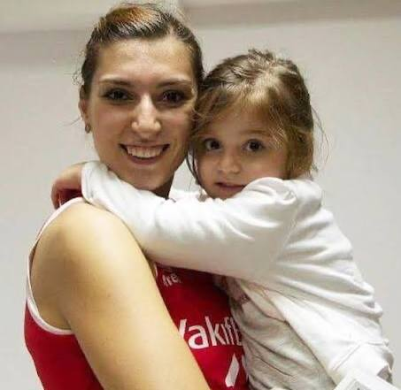 voleiturquia's tweet photo. yesterday 🔙

Today

Neslihan Demir &amp; Zeynep Darnel https://t.co/ultDGiPc7n