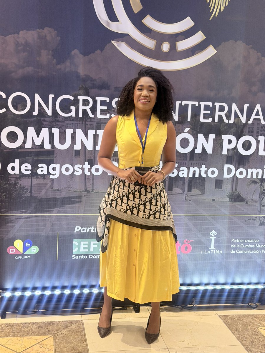 Noemirg1992's tweet photo. La capacitación en comunicación política es fundamental para comprender mejor los nuevos escenarios, fortalecer nuestras habilidades y comunicar con mayor estrategia y responsabilidad. ##CongresoRD https://t.co/OsU0ggtwRW