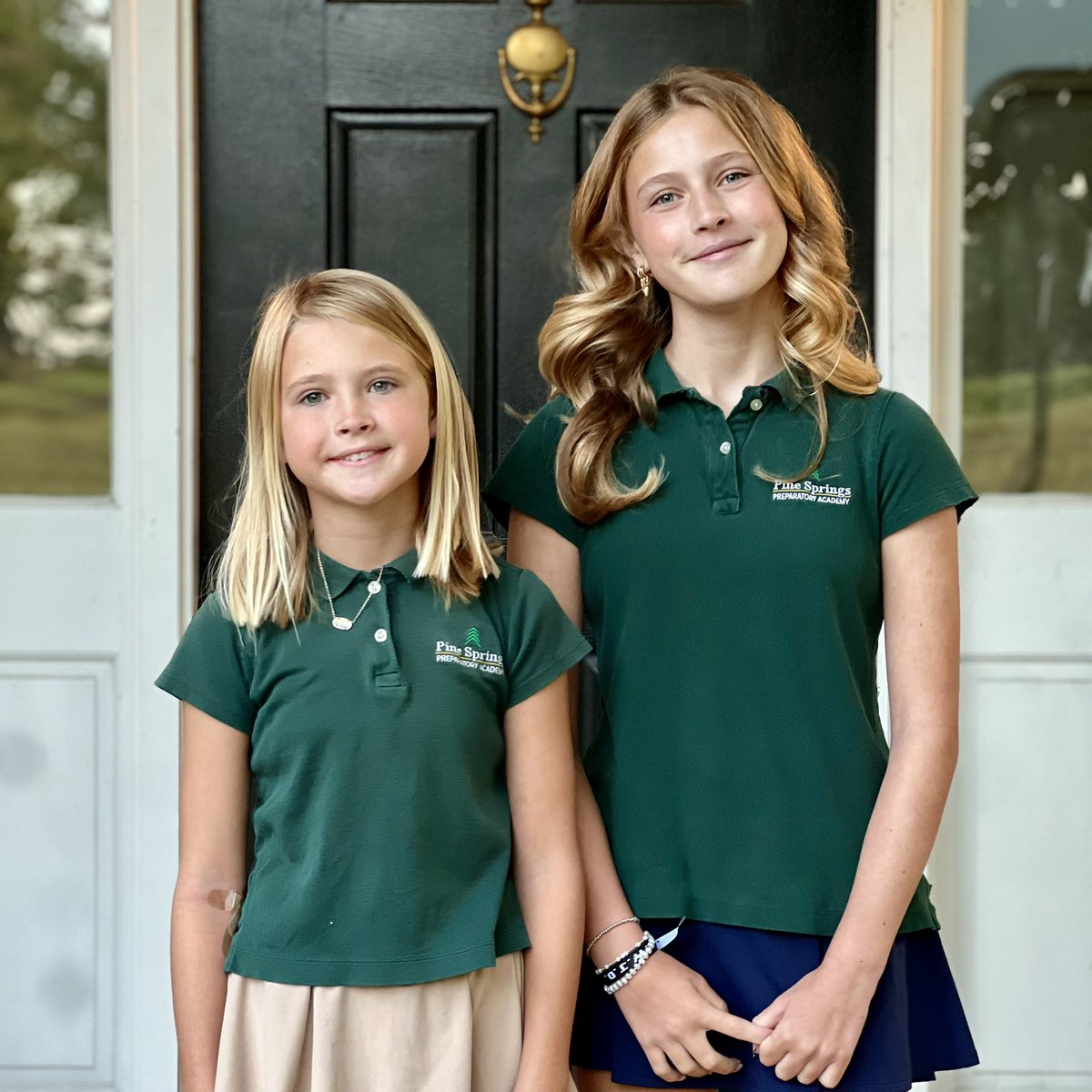 MattCapps's tweet photo. Back to school at @pinespringsprep for the girls! Ruby in 7th! Abby in 5th! https://t.co/STfNxUobWz
