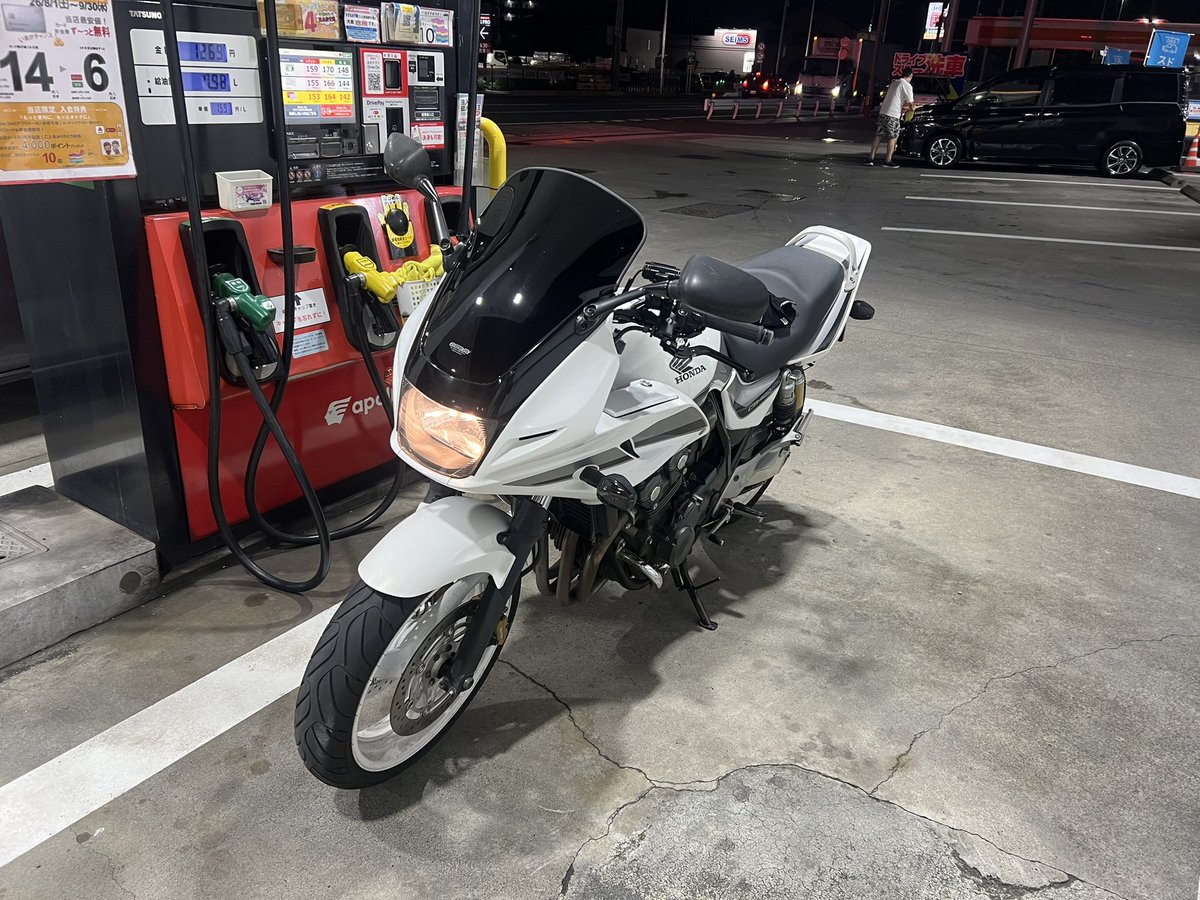 beko_FTR's tweet photo. バイクの日はバイトしてました😊 https://t.co/Q5hjBIvaS1