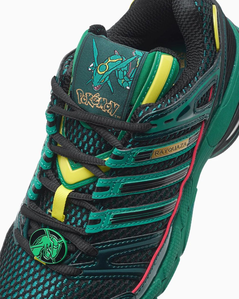 houseofheat's tweet photo. DETAILED LOOK: Pokémon x adidas Adistar Control 5 "Rayquaza" 🐉

• September 1st https://t.co/r9asUPaufk
