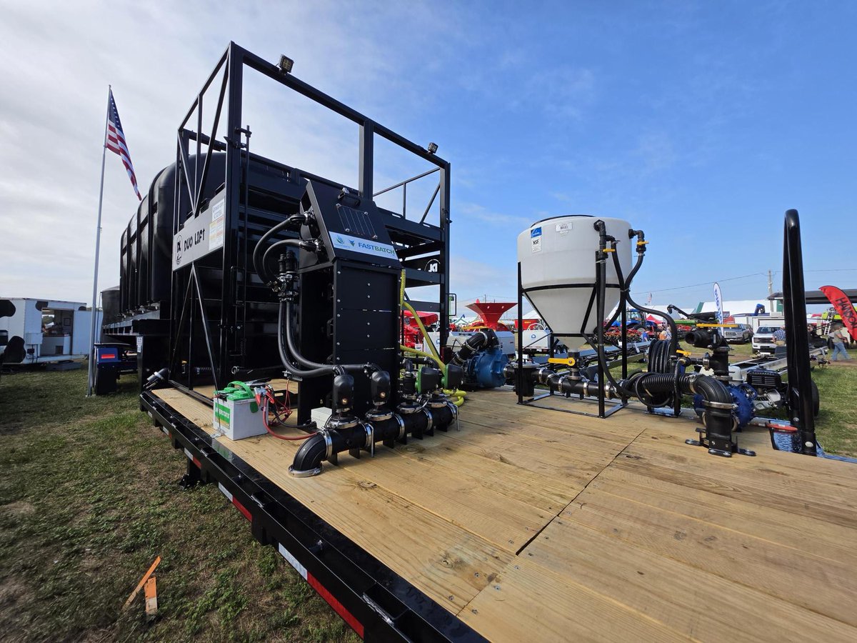 ProductsDura's tweet photo. We're excited to see Duo Lift Manufacturing showcasing a trailer equipped with the Dura FastBatch™ DI Spray Fill System at Dakotafest in Booth 903!
✔ Direct inject up to 4 chemicals simultaneously
✔ Reduce sprayer fill times by up to 75%
#DuraProducts #DuoLift #Dakotafest https://t.co/MgyKI4dYnR