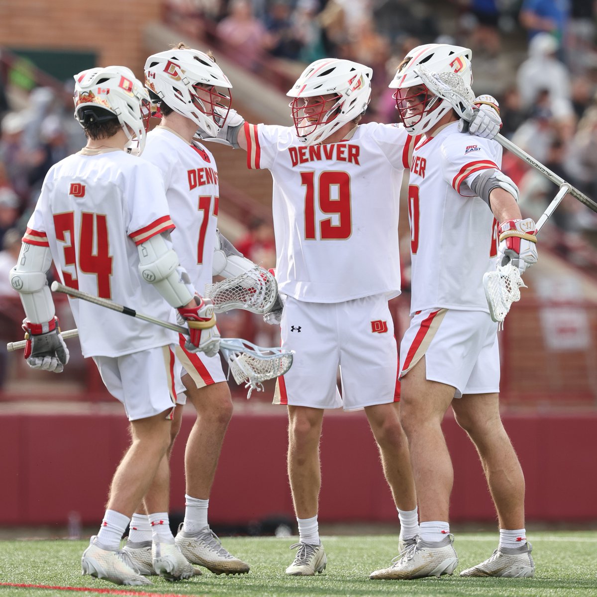 DU_MLAX's tweet photo. Missin' the boys on Barton!
#GoPios https://t.co/tN4Gcf95cq