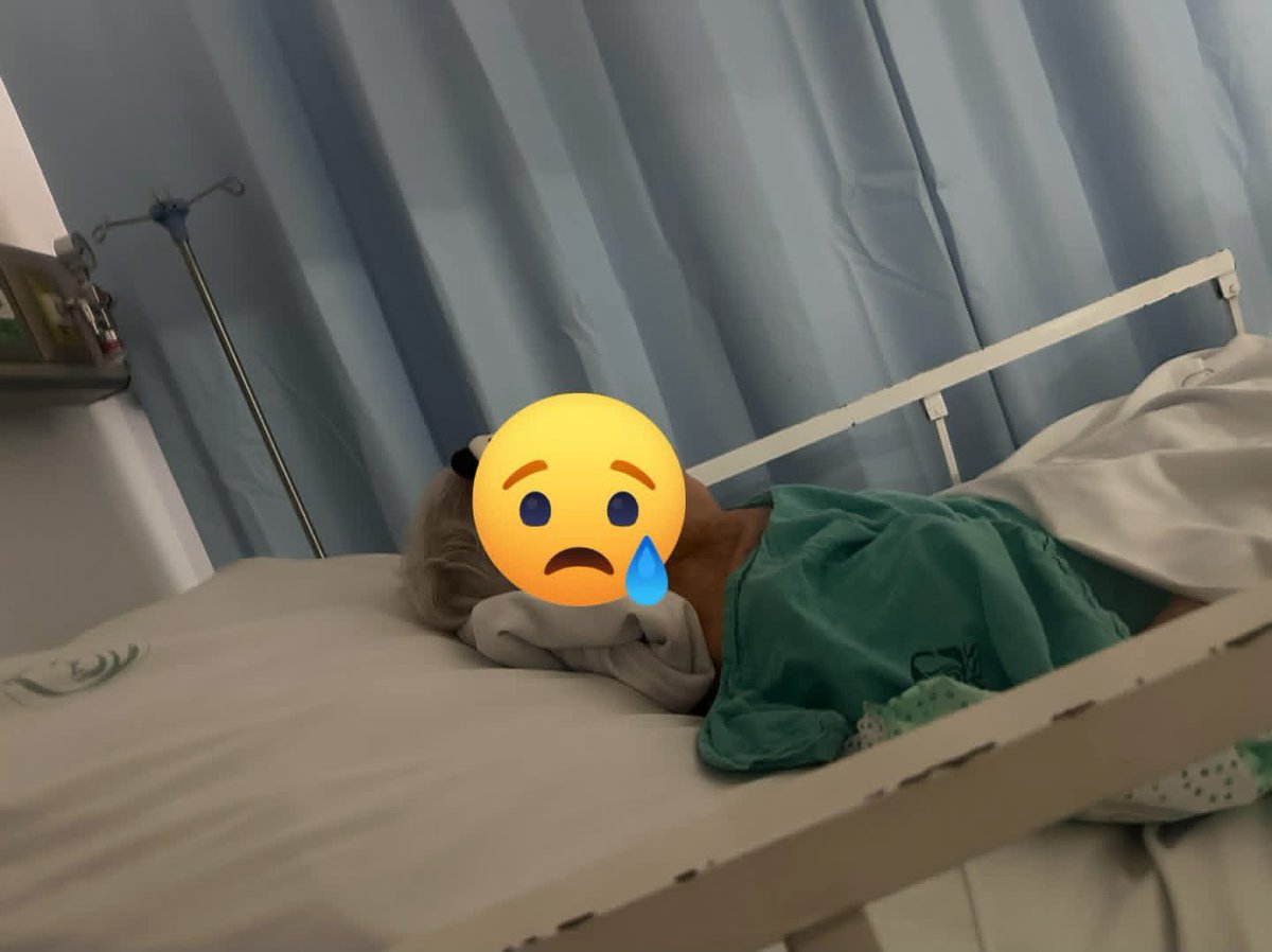 VigiaCiudadano7's tweet photo. #DENUNCIACIUDADANA

Después de 18 días esperando que operen   a mi madre de la tercera edad con fractura de cadera en la cama 28, aquí en el IMSS de la Coba no tienen nada de prisa, que tristeza re afirmar que todo el esfuerzo de los enfermeros se va a la mierda  y solo confirmar que todo lo que se dice es real, nuestro servicio del seguro social que pagas mes con mes, es muy malo aquí no existen las urgencias.

@MaraLezama @Tu_IMSS @zoerobledo @GobQuintanaRoo @gobmx