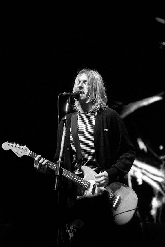 hourly_cobain's tweet photo. https://t.co/eHKJ2ceGby