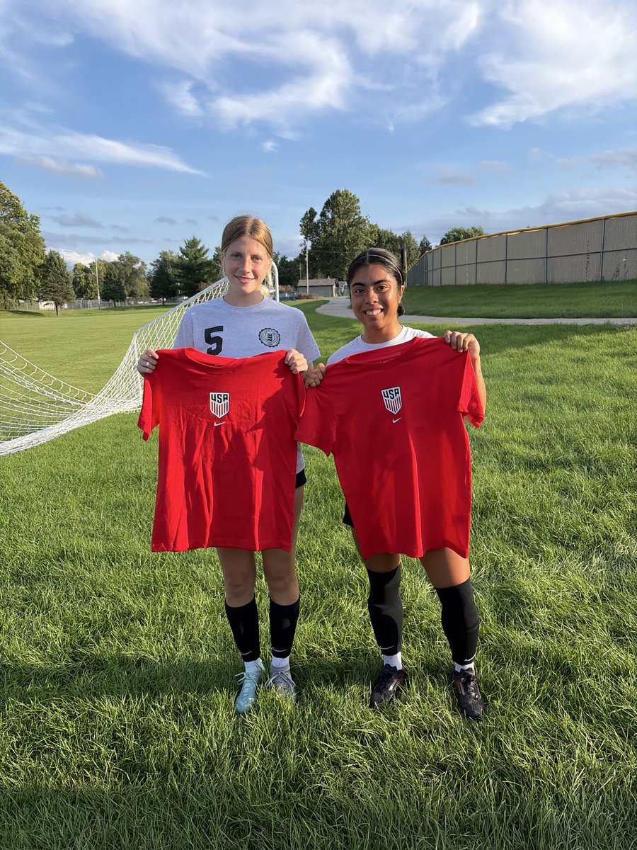 GVUWS_YWNWA's tweet photo. CONGRATULATIONS to our top two finishers on the fitness test!
You girls crushed it! 😁👏
#SURG’D
#YNWA https://t.co/mOrosGLd9h