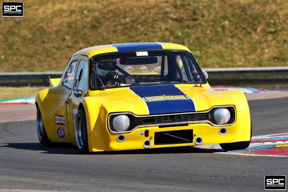 Thundersaloons's tweet photo. 📢 Attention Paddock: Super Saloon Icons..Baby Bertha V DAF 55!

This weekend at Croft, the Historic Modsports &amp; Special Saloons are in action!  This will rekindle memories of the 1970s Super Saloon races 🏁

#HistoricModsportsSpecialSaloons | #CroftCircuit

(📸©️ @spcphotomedia) https://t.co/qzO6H3RbeU