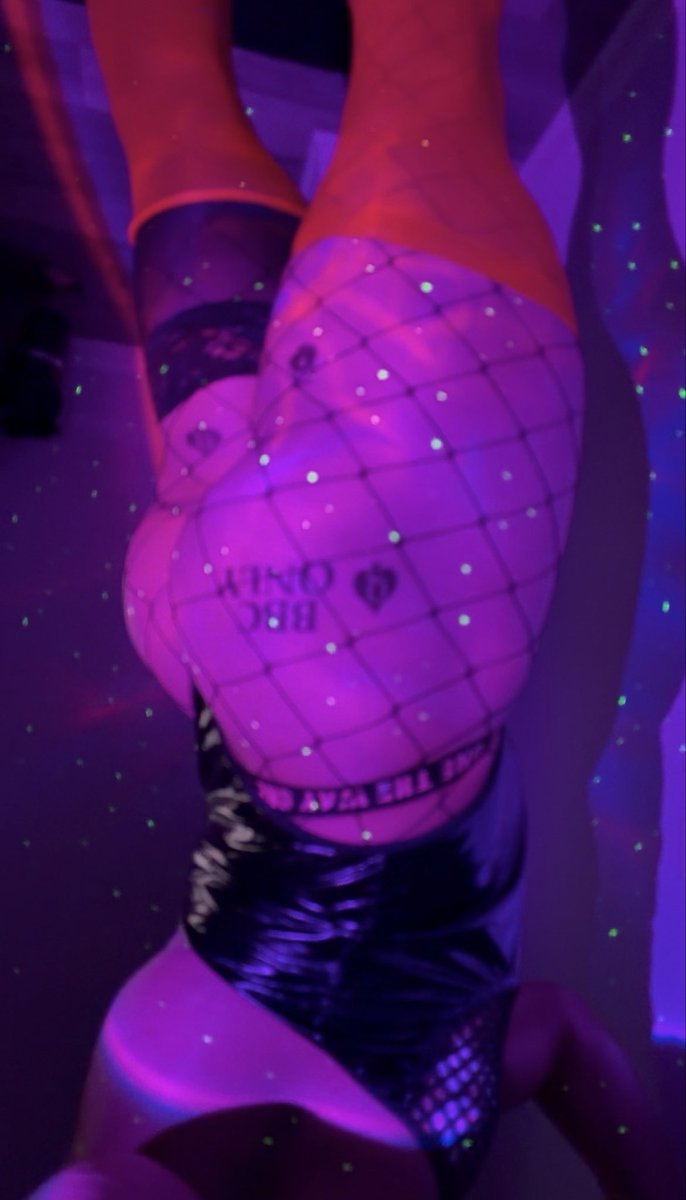 KerryBerry54712's tweet photo. Playtime #bbcsissy #gayforbbc #bnwo #bbcgooner #femforbbc https://t.co/Tv7upPyMxa