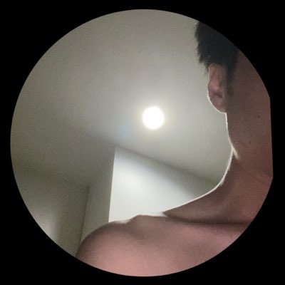 Memeuyouu's tweet photo. #NewProfilePic https://t.co/ijHPa4WkM0