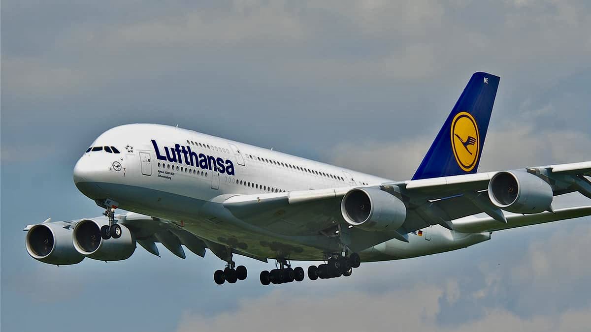 EvasTeslaSPlaid's tweet photo. 🚨Starlink @Starlink now officially live on Lufthansa @lufthansa Airlines. 🚨 https://t.co/TkQ9O3o0k8