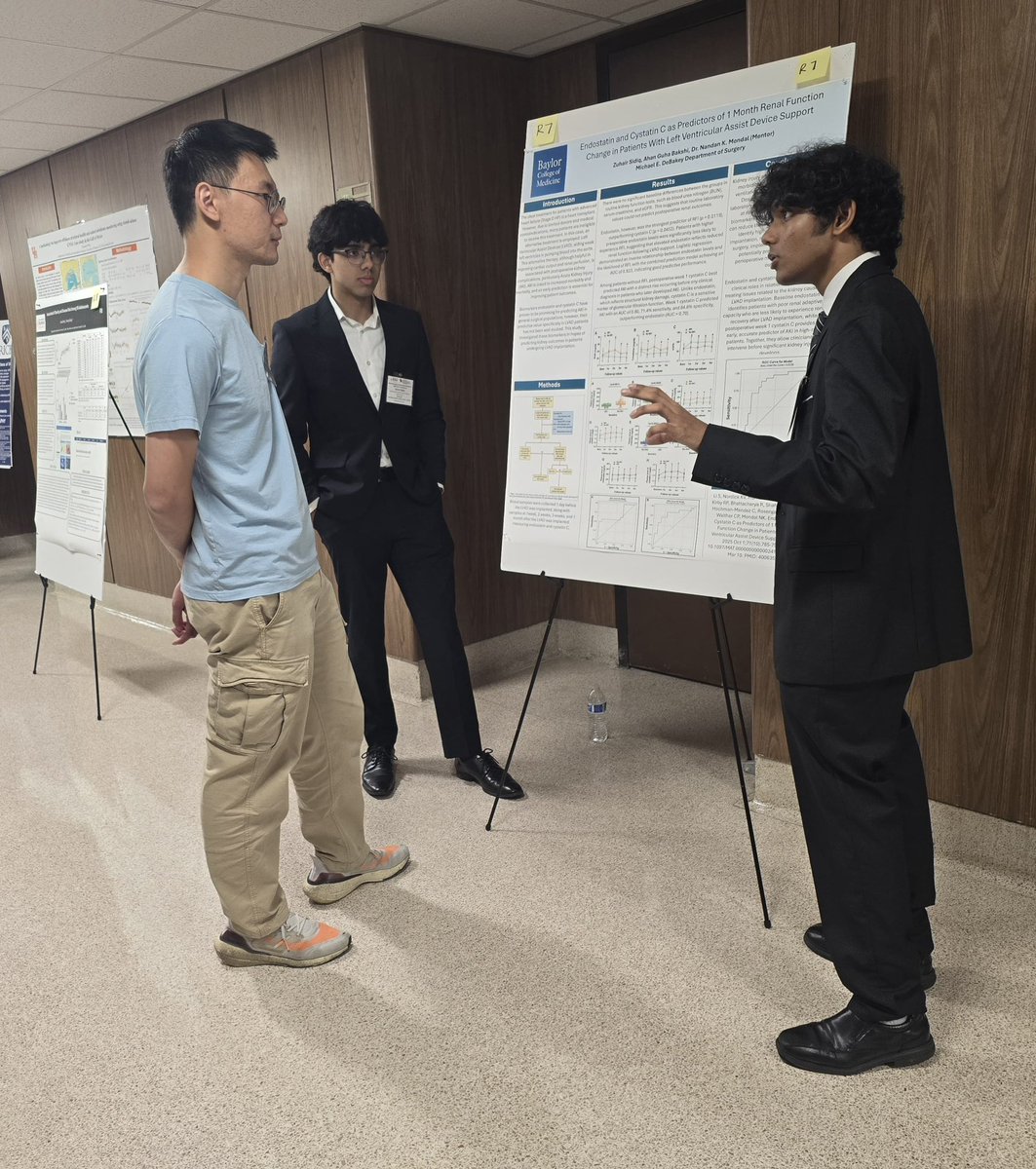 NKmondal's tweet photo. So incredibly proud of my #summer #students Zuhair Sidiq and Ahan Guha Bakshi! 🧬 They crushed their #poster + took home the #Outstanding #Lightning #Talk #Award!Congrats, team! #ProudMentor @BCM_Surgery @bcmhouston @BCMFromtheLabs @BCM_CVRI https://t.co/pXDCF2Uacs