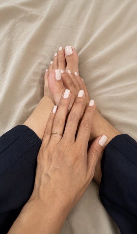 Harryfeet9583's tweet photo. Serious feet pic sellers only — DM me ASAP. Ready to buy and pay instantly. #PayBig
#findom #paypig #Buyingcontent✊🏻 #findom #buyingcontent #paypig #usa #nsfwtwt #feetfinder #feetcontents #feetbuyer #soletrade #feetcanada #feetusa https://t.co/nchadon54Y