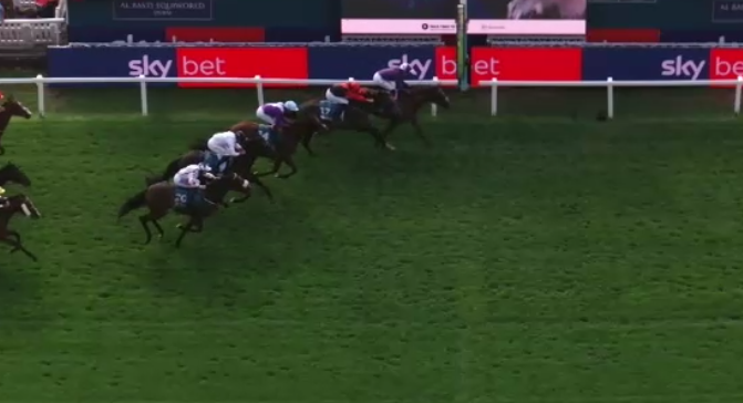 RacingPointTips's tweet photo. HENLEY ON THAMES 🥇

11/2 WINNERRR ✅✅ https://t.co/s8GWJOwDTu