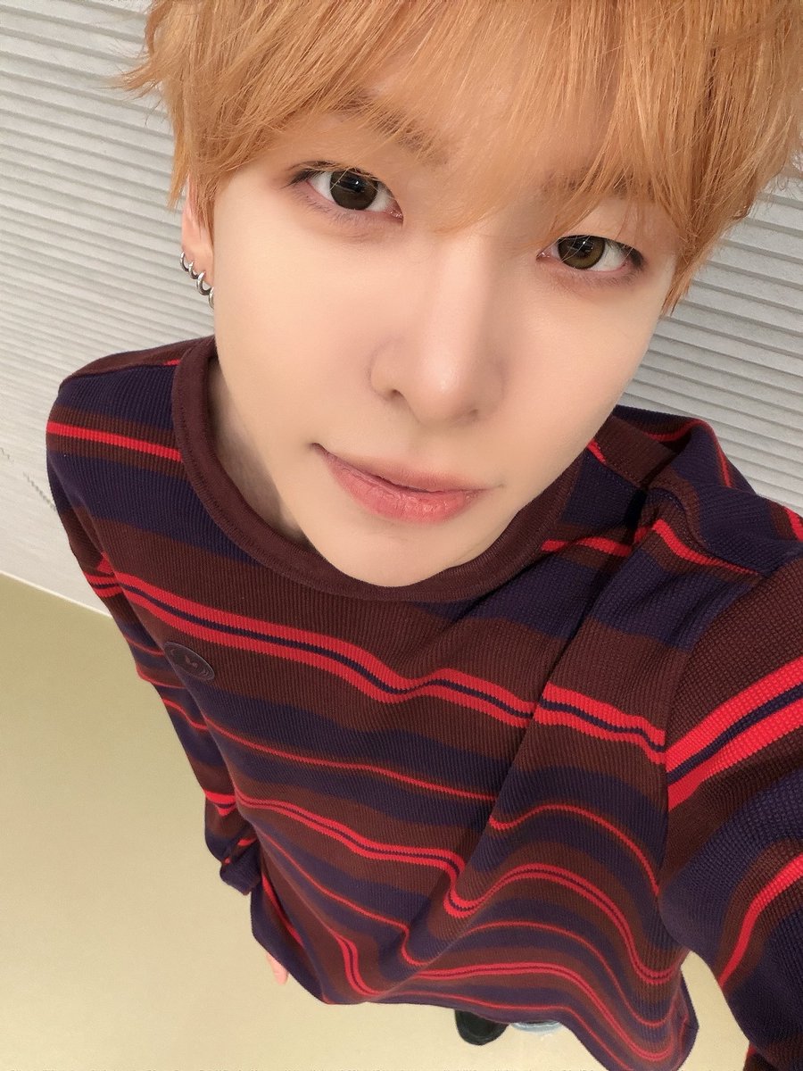 Nlu3Zx's tweet photo. orange https://t.co/HFAoQcZ1JU