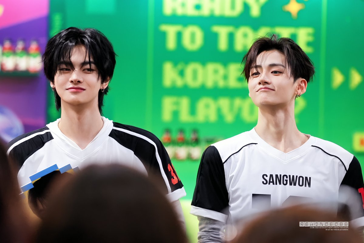 Rewinded88's tweet photo. 260816 KCONLA

#상리오즈 #LEOWON #이리오 #LEO #이상원 #SANGWON #ALD1 #알파드라이브원 #ALPHADRIVEONE https://t.co/jyBcC5L3rb