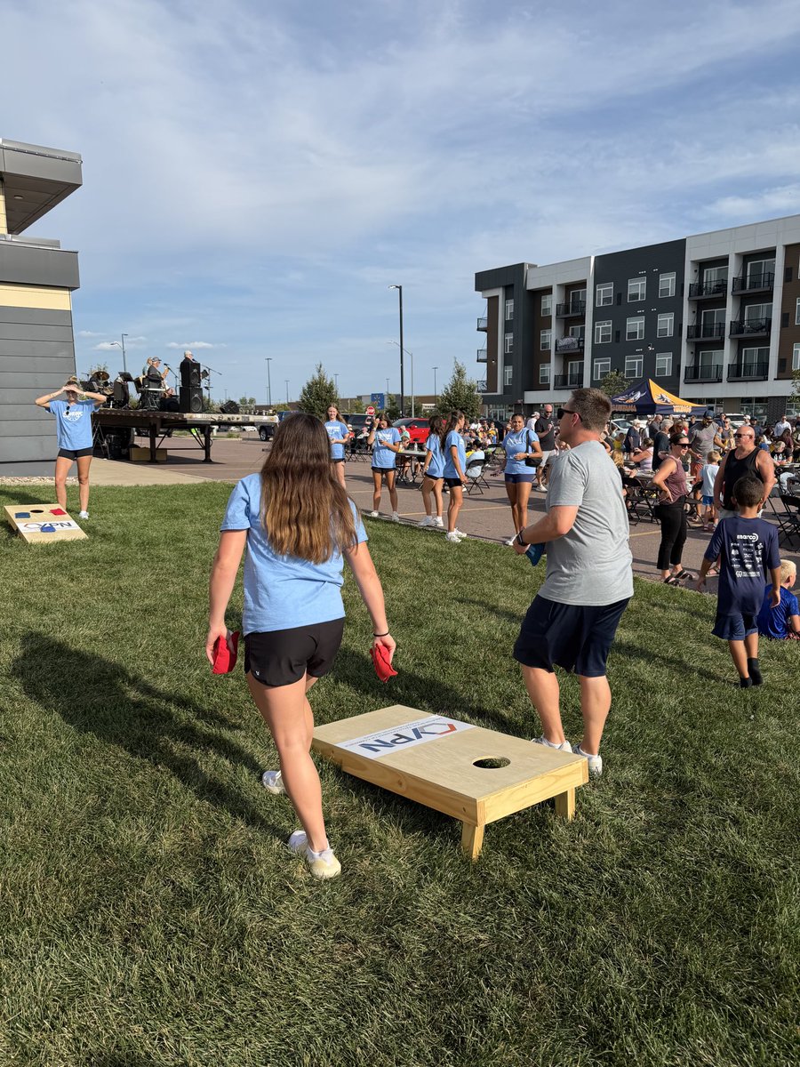 AugieWBB's tweet photo. Had a blast last night at the Kids Club Kickoff🥳

Our coaches and players got to meet our fans, sign autographs, play games, and get cool tattoos😎

#BuildingChampions ⚔️ https://t.co/c451F0Kimr