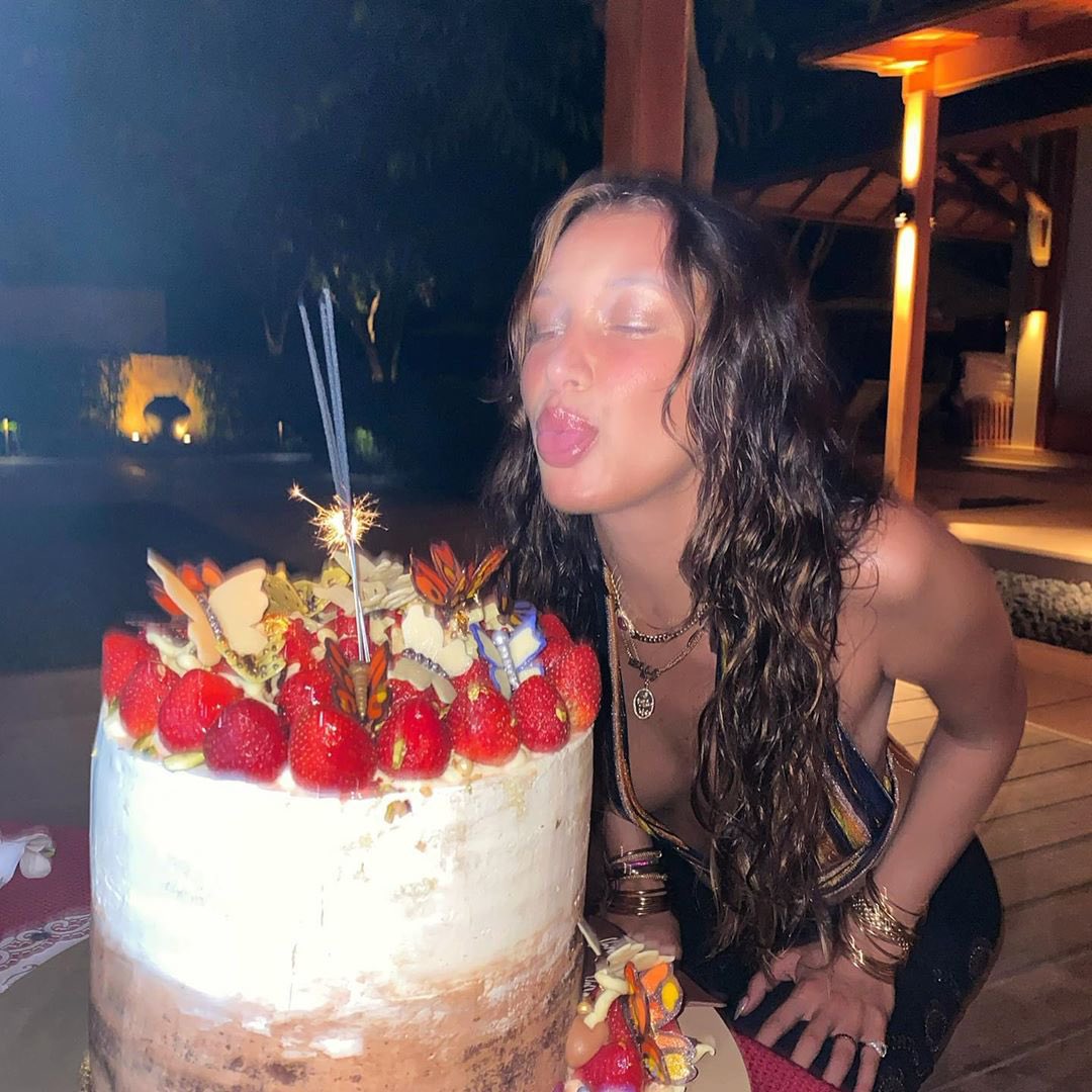 khairthinker's tweet photo. bella’s 24th birthday 🎂 https://t.co/xl9Lmbj0lC