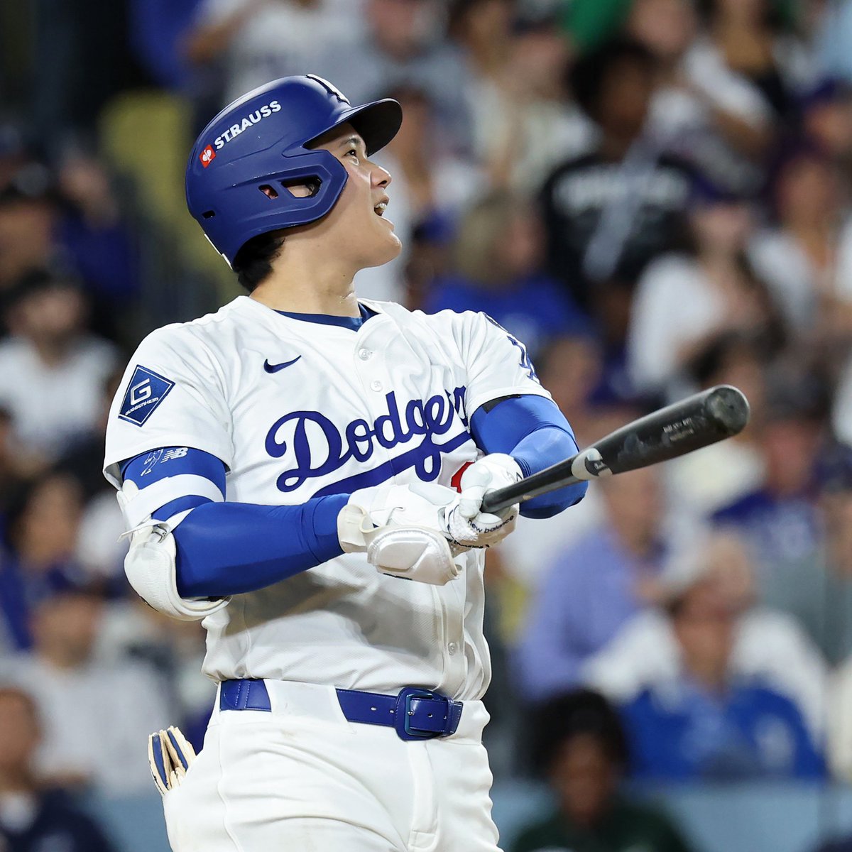 DraftKings's tweet photo. Shohei Ohtani HRs by year

2026 - 30
2025 - 55
2024 - 54
2023 - 44
2022 - 34
2021 - 46
2020 - 7
2019 - 18
2018 - 22

It's now his 6th straight 30-HR season 🙌 https://t.co/KIFp4KIaPb