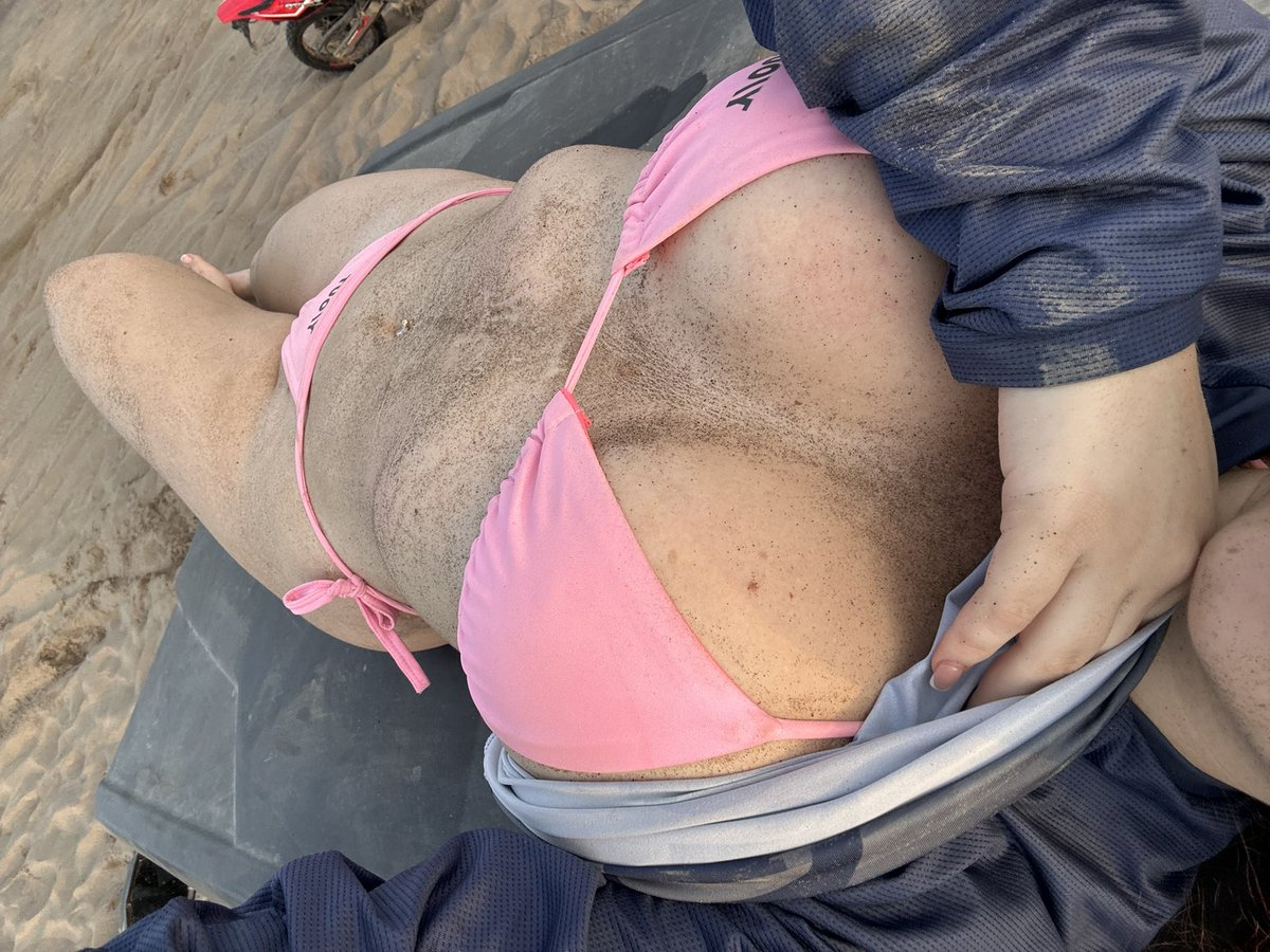 AshleyCoop07's tweet photo. Se te antoja ? 🥵😋🤤 https://t.co/kWuxaBVcGd