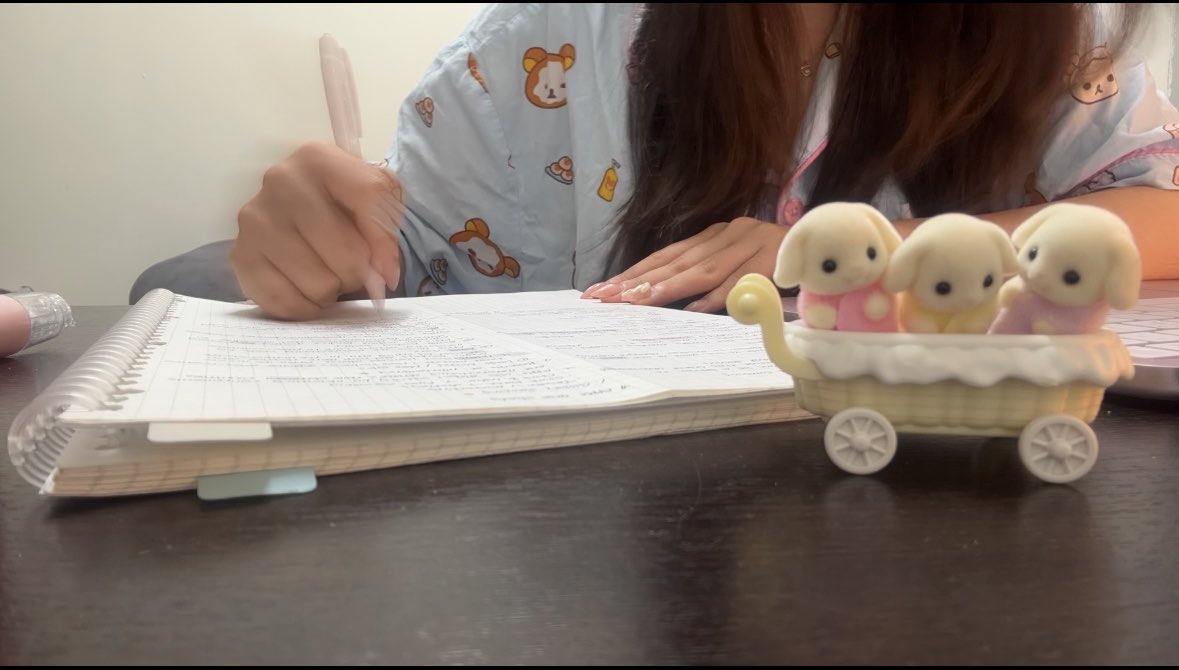 minmidino's tweet photo. 🥱🥱 https://t.co/0XUalDhafl
