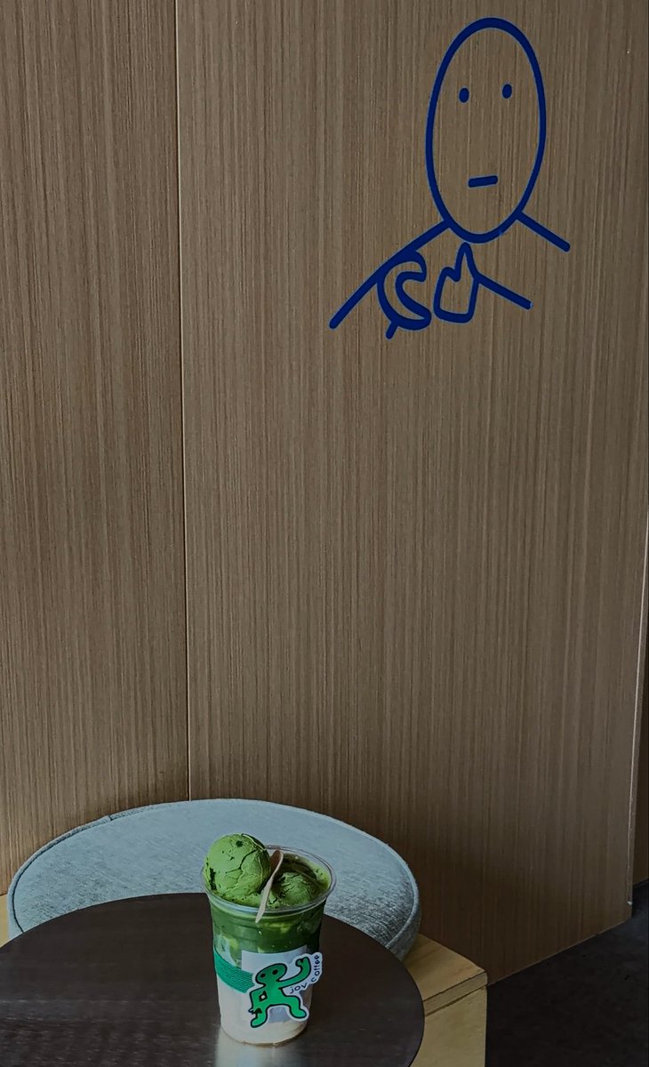 VeryLuminous's tweet photo. 🍵🍀🧊 https://t.co/ong5jO5zMy