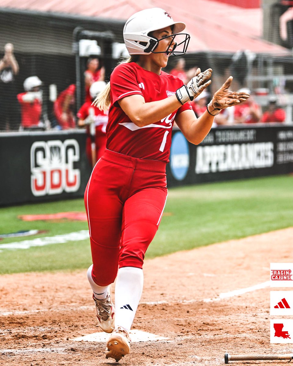 RaginCajunsSB's tweet photo. Another week gone, another week closer to the return of Cajuns softball 🥹

🎫 https://t.co/m26heBVwm3

#GeauxCajuns https://t.co/olLOrqkKmb